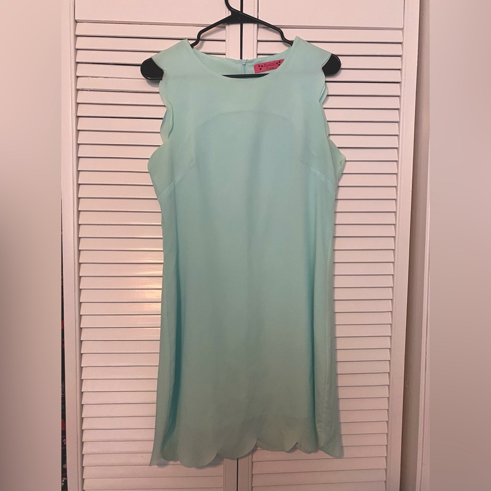Sleeveless Scalloped Light Blue Fitted Dress